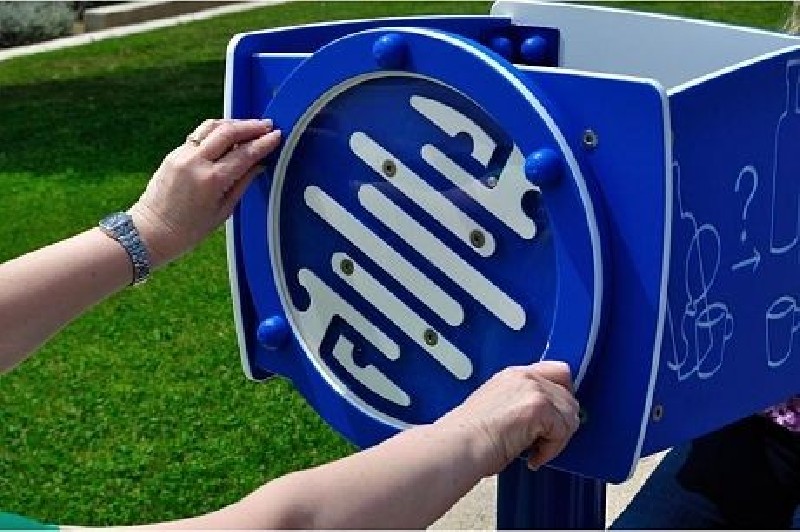 BANC AVEC PÉDALE ET MENTALCUBE II POUR ALZHEIMER