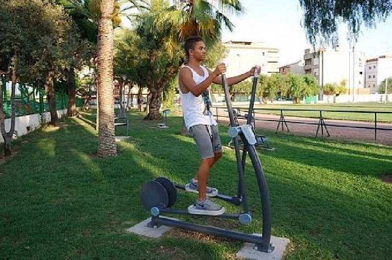 Station de musculation 10 exercices