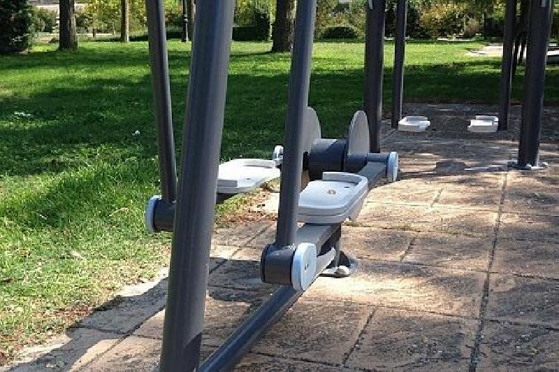 Station de musculation 10 exercices