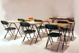 Lot de 10 tables pliantes...