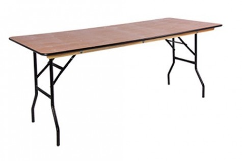Table en bois multiplis