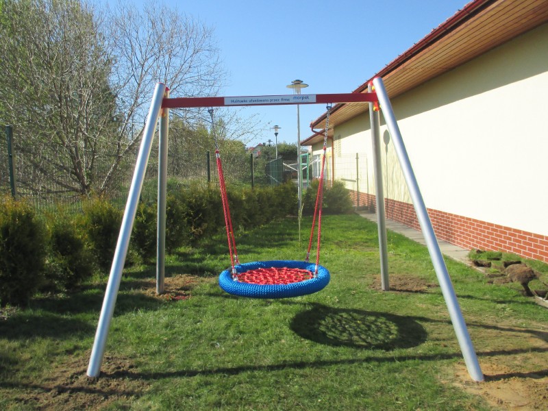 Balançoire en acier galvanisé avec nacelle