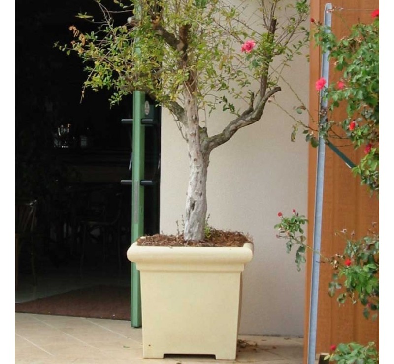 Jardinière carrée en polyèthylène