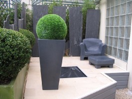 Lot de 10 jardinières...