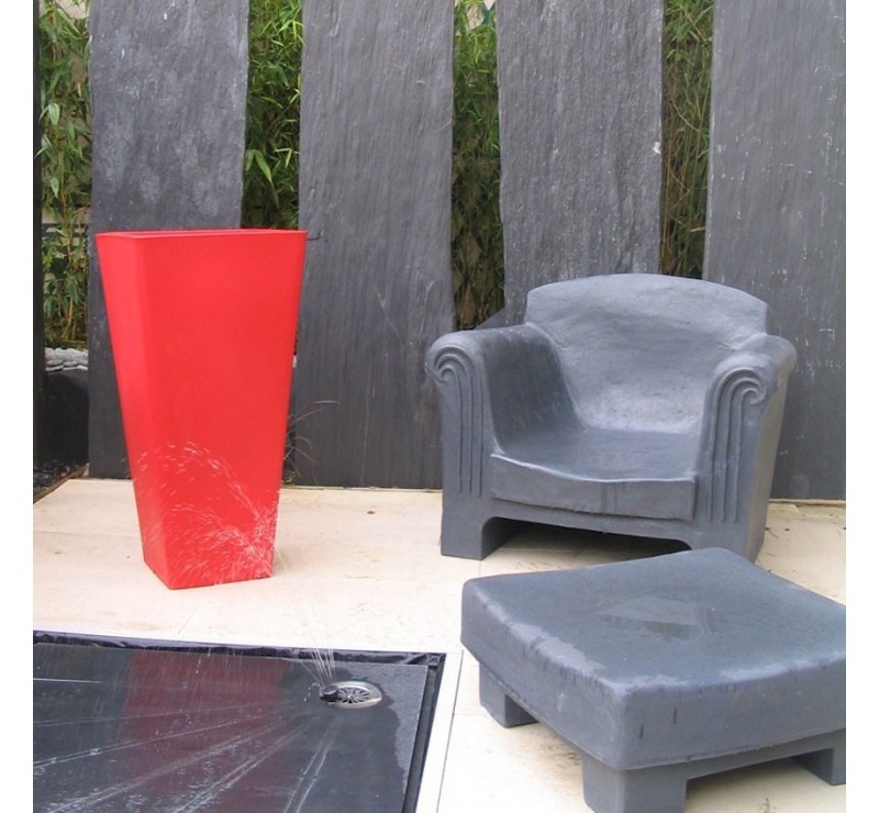 Lot de 10 jardinières carrées en polyéthylène : L 600 x 600 x h 1190 mm