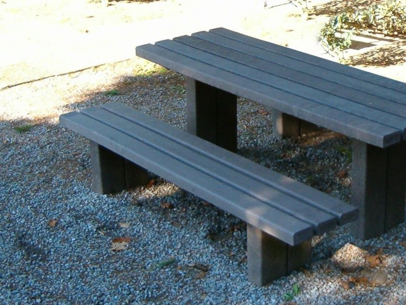 Banquettes en plastique recyclé 