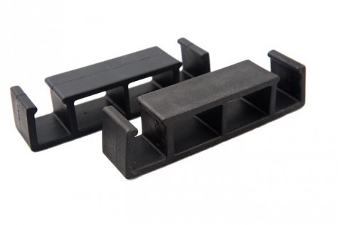 Accroche ou connecteur pour chaises empilables Château 1 et 2