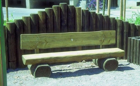 Banc des forêts en bois de pin