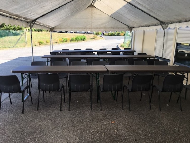 Table pour extérieur / intérieur : 220 x 67 x h 77 cm