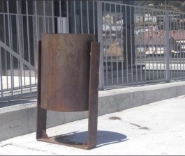 Poubelle corten