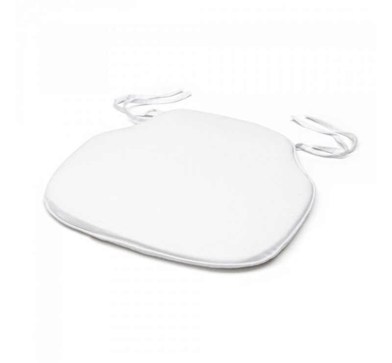 Chaise en bois robuste