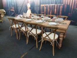 Table rustique avec...