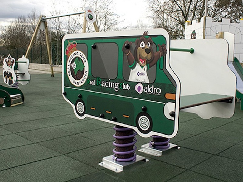 Le bus des enfants 4 places pour enfants de 1 à 12 ans