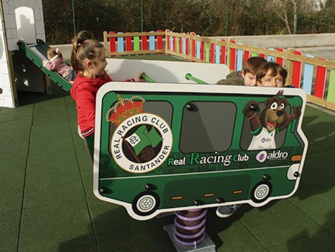 Le bus des enfants 4 places pour enfants de 1 à 12 ans