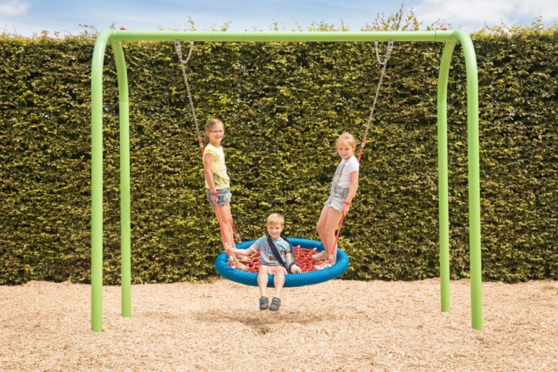 Soucoupe volante en métal