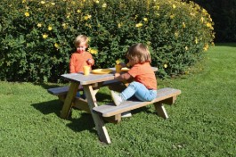 TABLE DE PIQUE-NIQUE BAMBINS