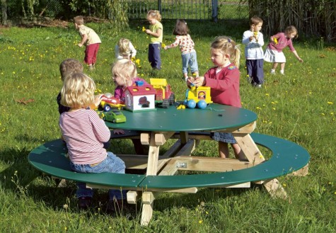 TABLE DE PIQUE-NIQUE EN POLYÉTHYLÈNE