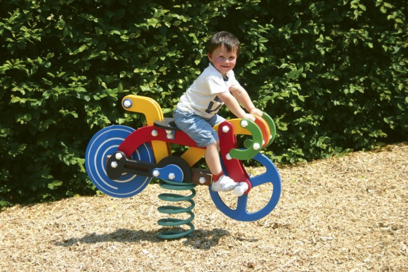VÉLO DE COURSE JEU SUR RESSORTS