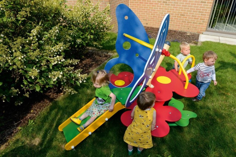 JEU DE GRIMPE LE JARDIN DES PAPILLONS