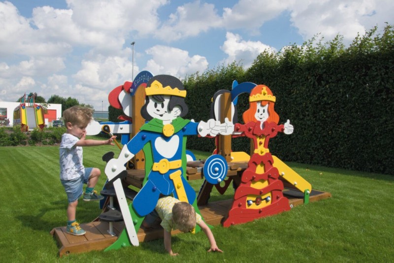 JEU DE GRIMPE LES HÉROS