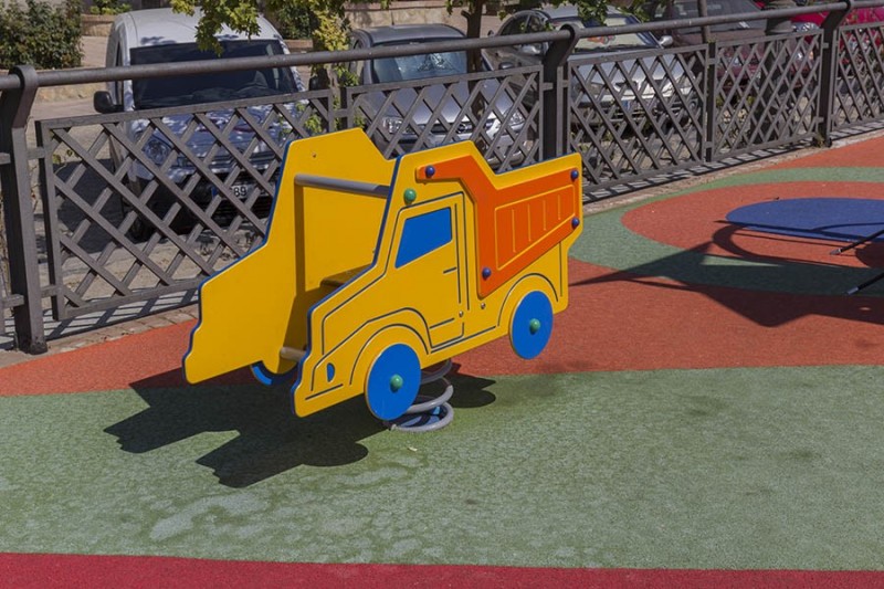 Jeu sur ressort le Camion