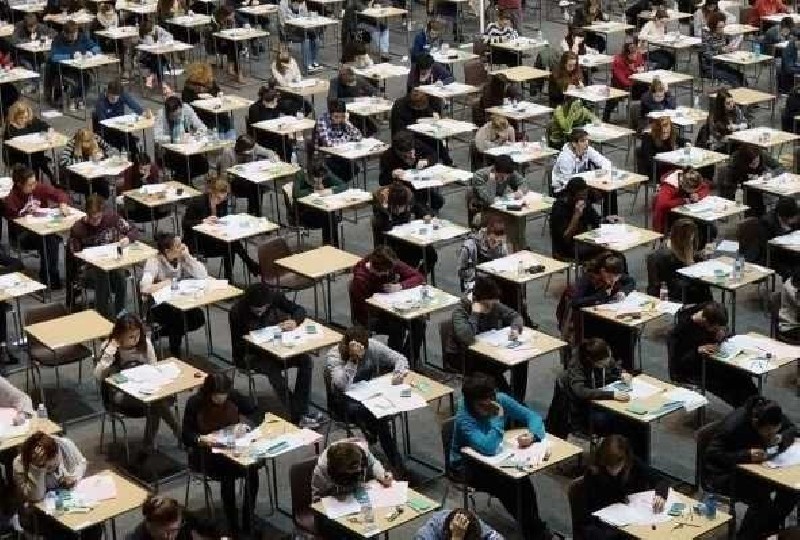 Chariot pour tables d'administrations