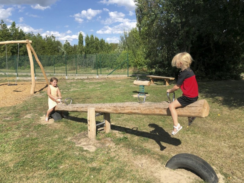 POUTRE À BASCULE EN BOIS DE ROBINIER 4 PLACES