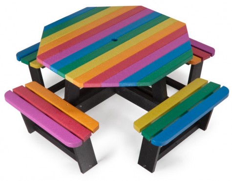 Table pique-nique octogonale en plastique recyclé
