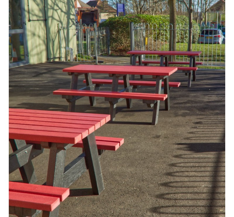 Table pique-nique en plastique recyclé pour enfants