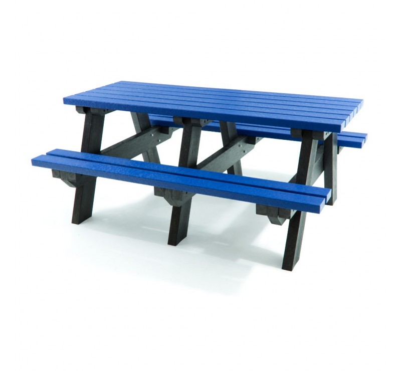 Table pique-nique en plastique recyclé pour enfants
