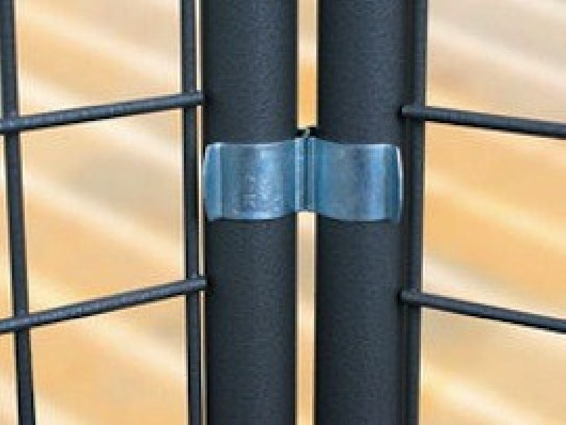 Clips de liaison pour les grilles pour grilles d'exposition