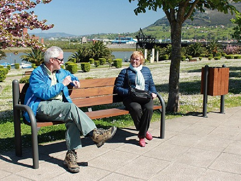 Banc public piétement acier galvanisé et lames bois tropical 1.95 m