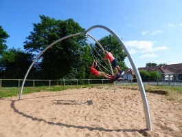 La méga balançoire inox...