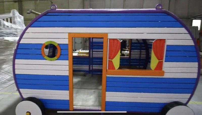 Caravane structure de jeu extérieur pour enfants 