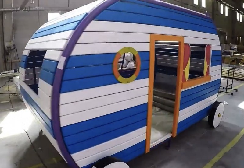 Caravane structure de jeu extérieur pour enfants 