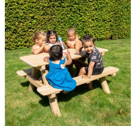 Table pique-nique d'Emma en robinier