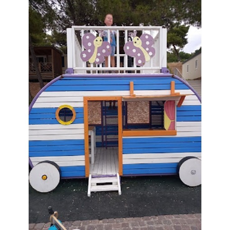 Caravane structure de jeu extérieur pour enfants 