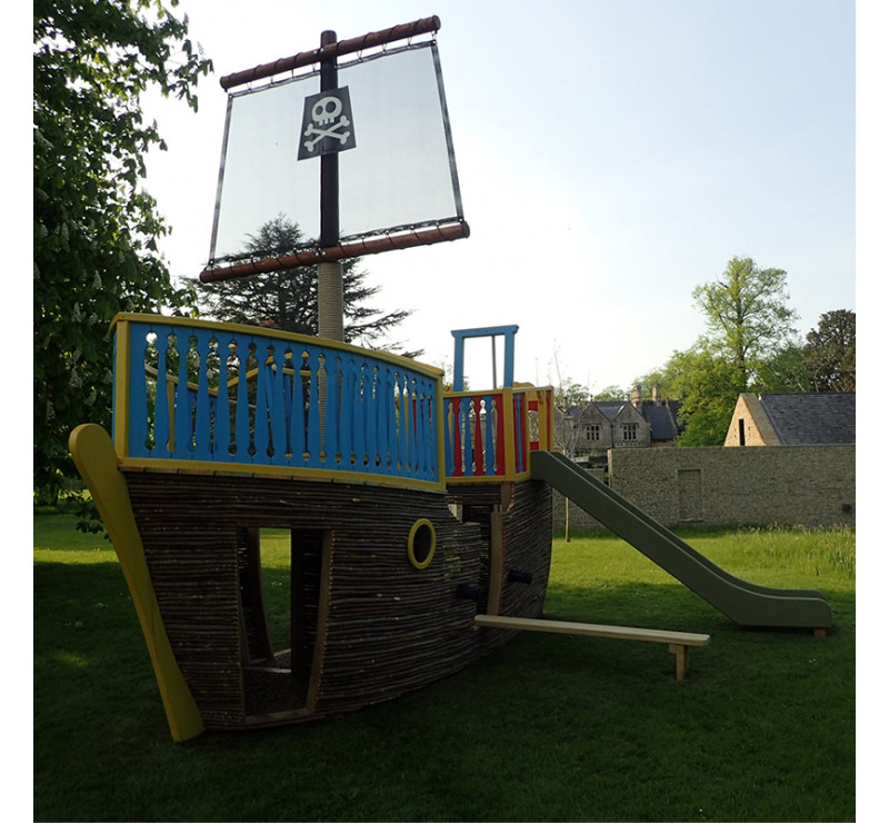 Bateau pirate sur mesure, Aire de jeu bateau pirate