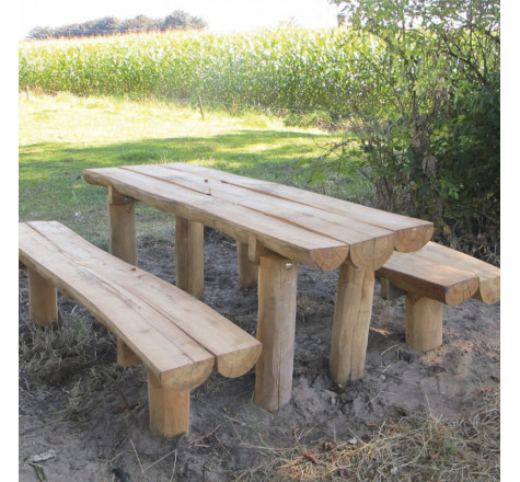 Table en bois de robinier