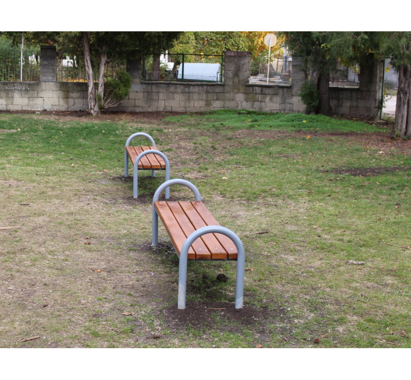 Lot de 8 banquettes en bois et métal Longueur 180 cm