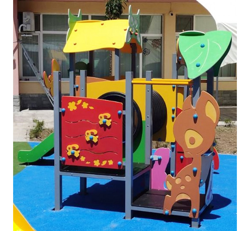 Maison de la biche pour aire de jeux enfants