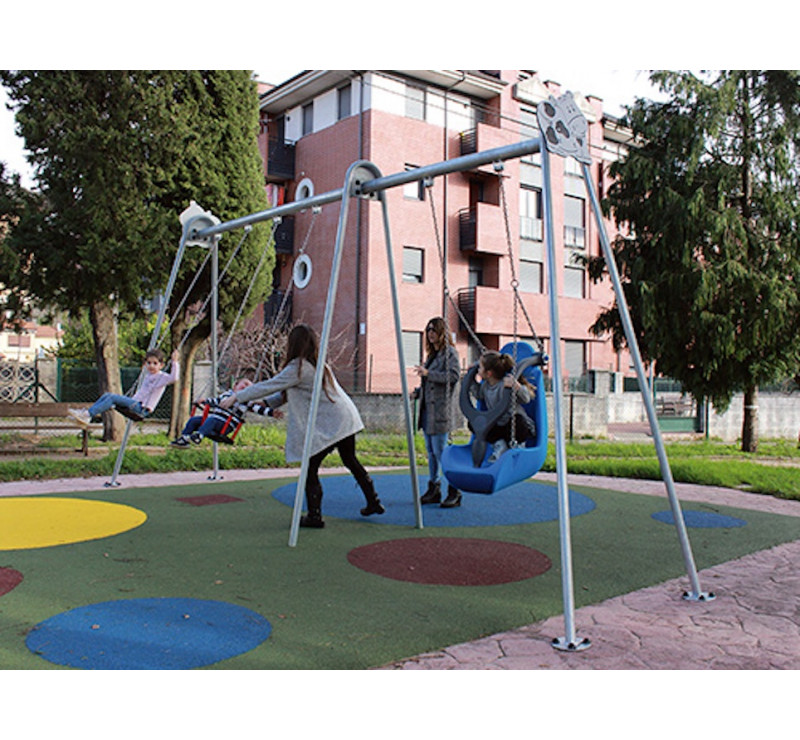 Portique balançoire métal 1 nacelle PMR + 1 assise adolescent + 1 nacelle bébé