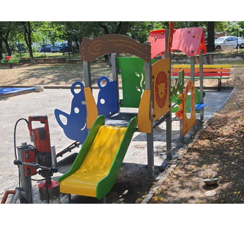 Parc des oiseaux pour les enfants âgés de 0 à 6 ans