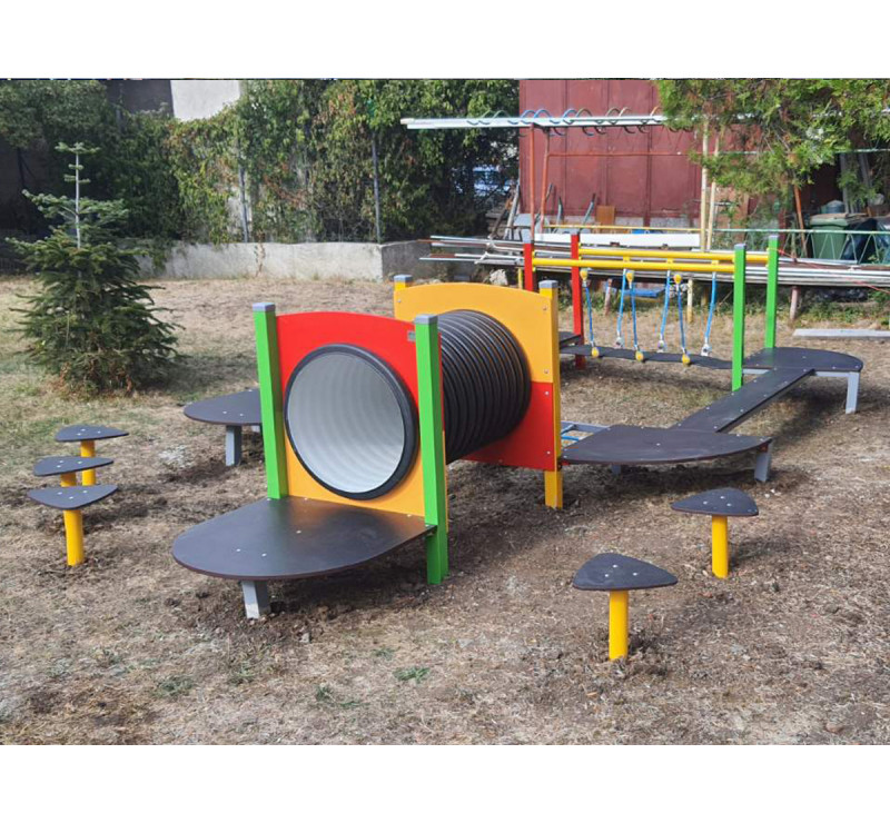 Parcours d'équilibre pour les enfants âgés de 0 à 12 ans