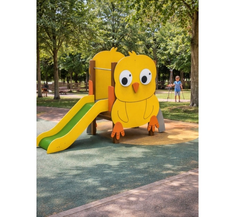 Jeu extérieur poussin