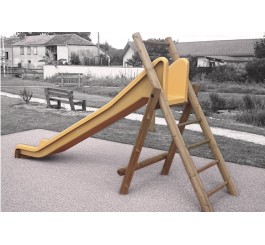 Toboggan polyester avec échelle pour collectivité
