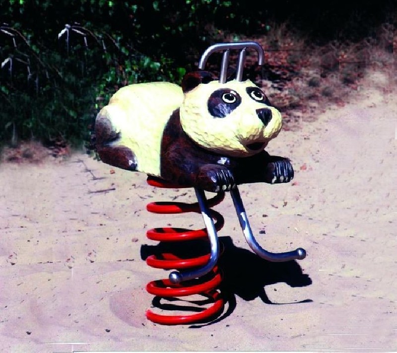 Panda jeu sur ressort